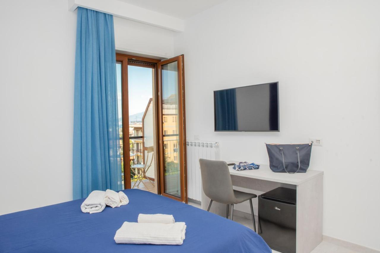 Bed and Breakfast Le Tre CCC à Sorrente Extérieur photo